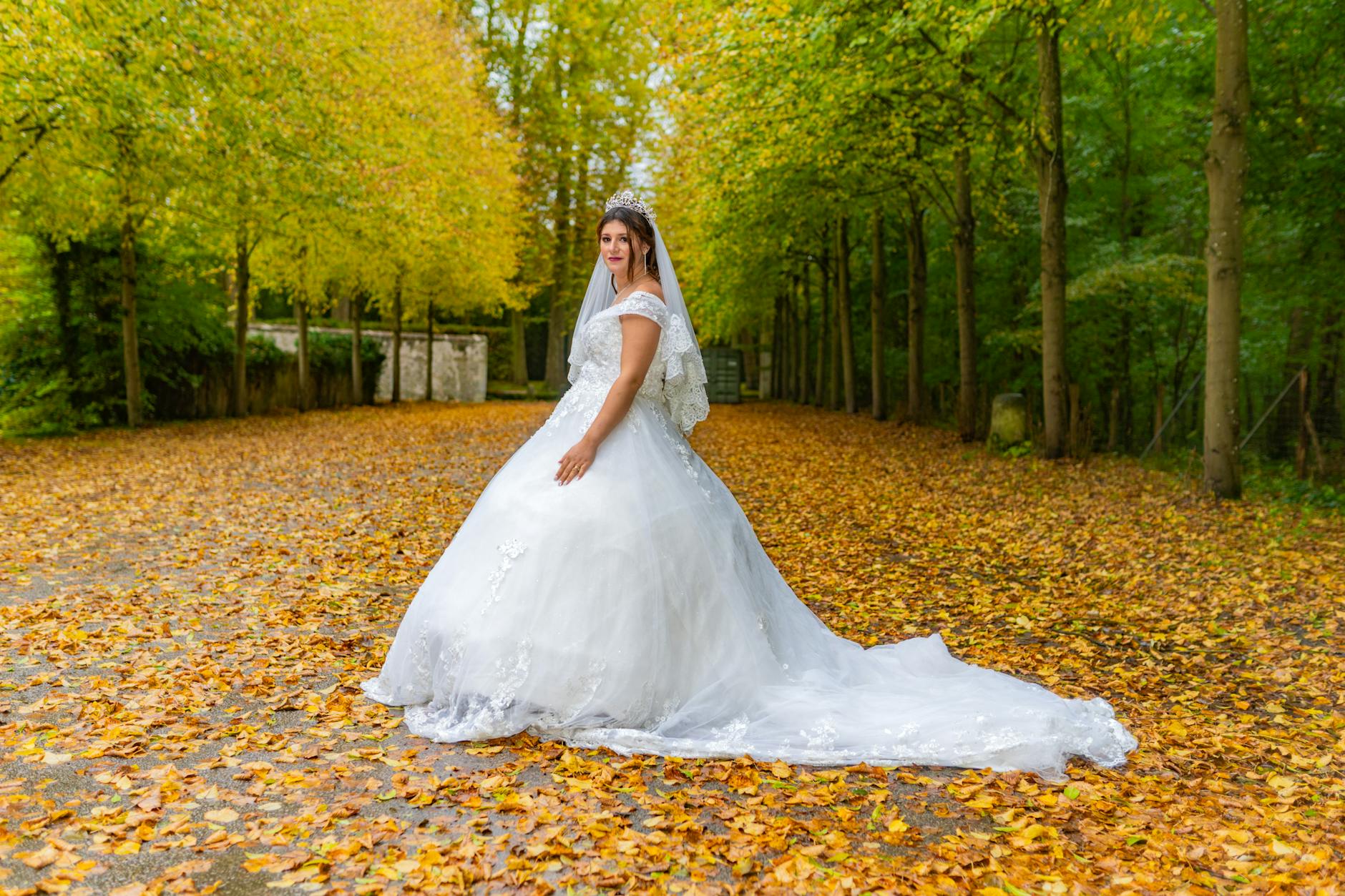 24 Best Fall Wedding Colors