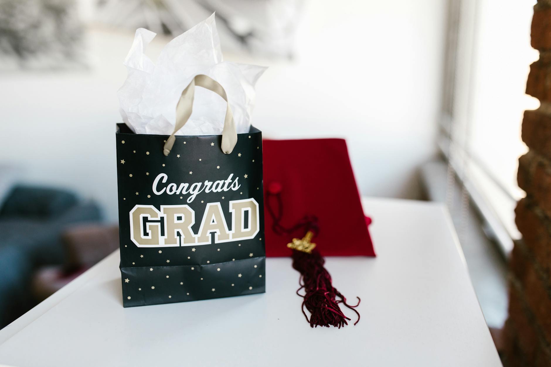 28 Best Gifts for Masters Degree Graduates