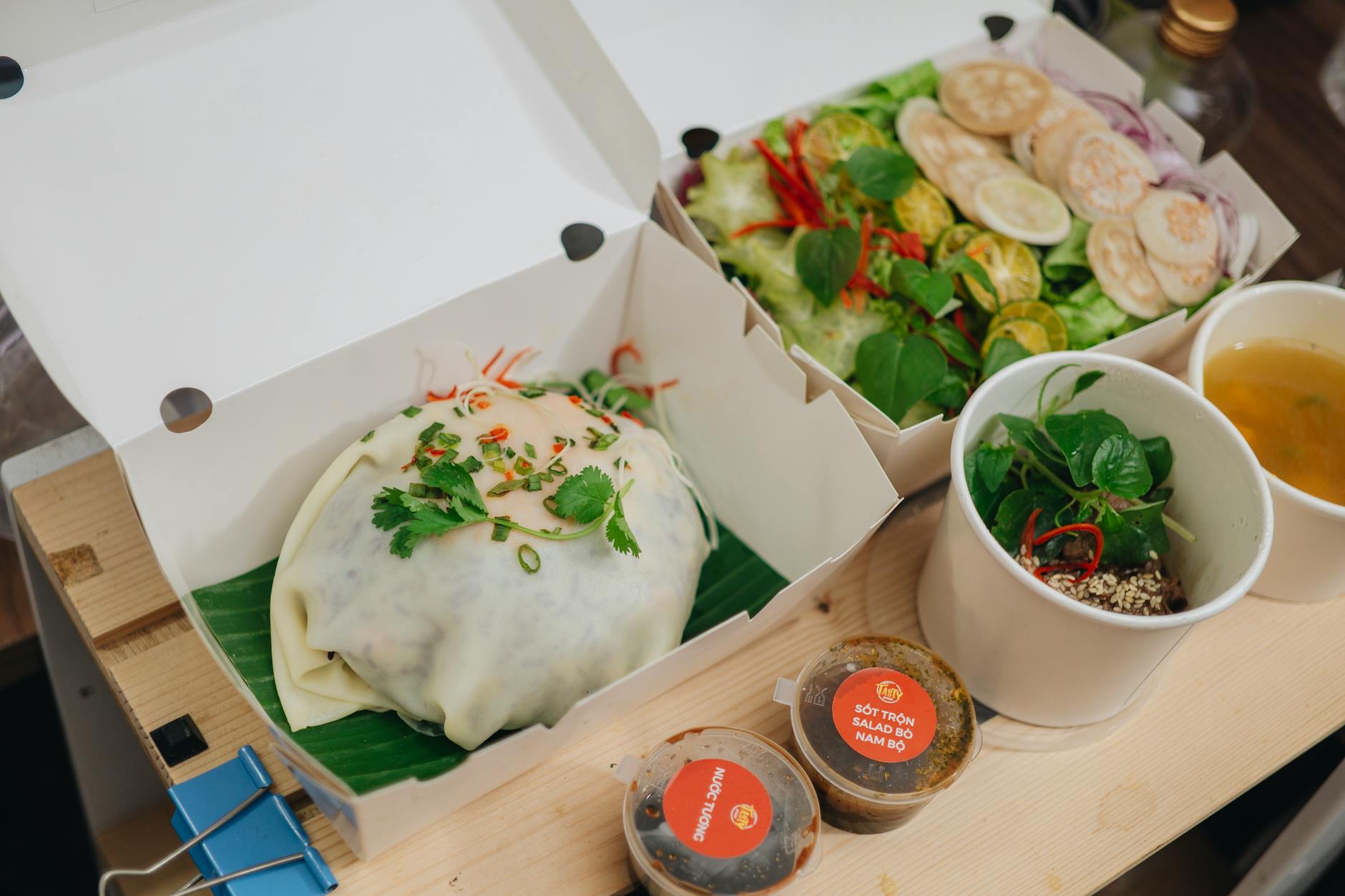 44 Best Going-Away Gifts That Won't Take Up Too Much Suitcase