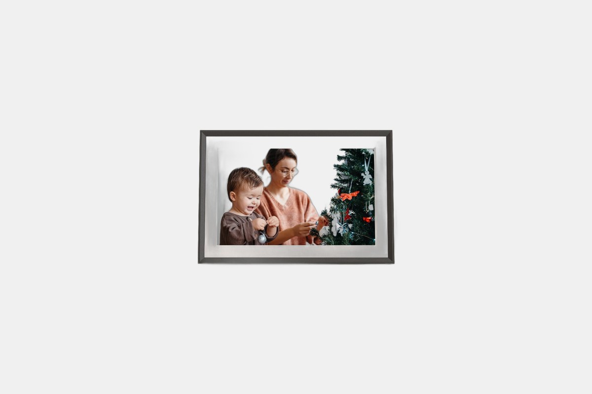 Aura Carver Digital Photo Frame