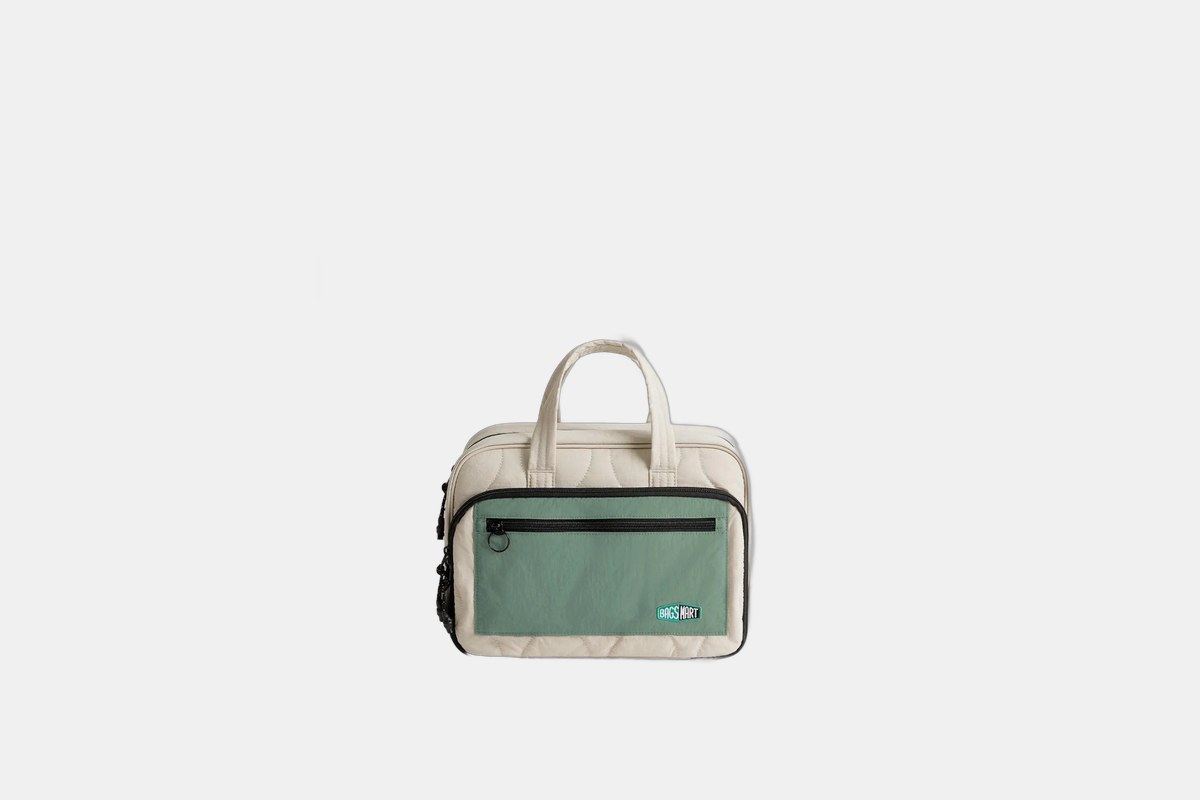BAGSMART Hanging Toiletry Bag