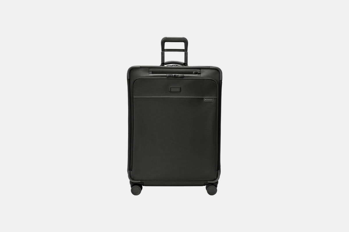 Briggs & Riley Baseline Large Expandable Spinner
