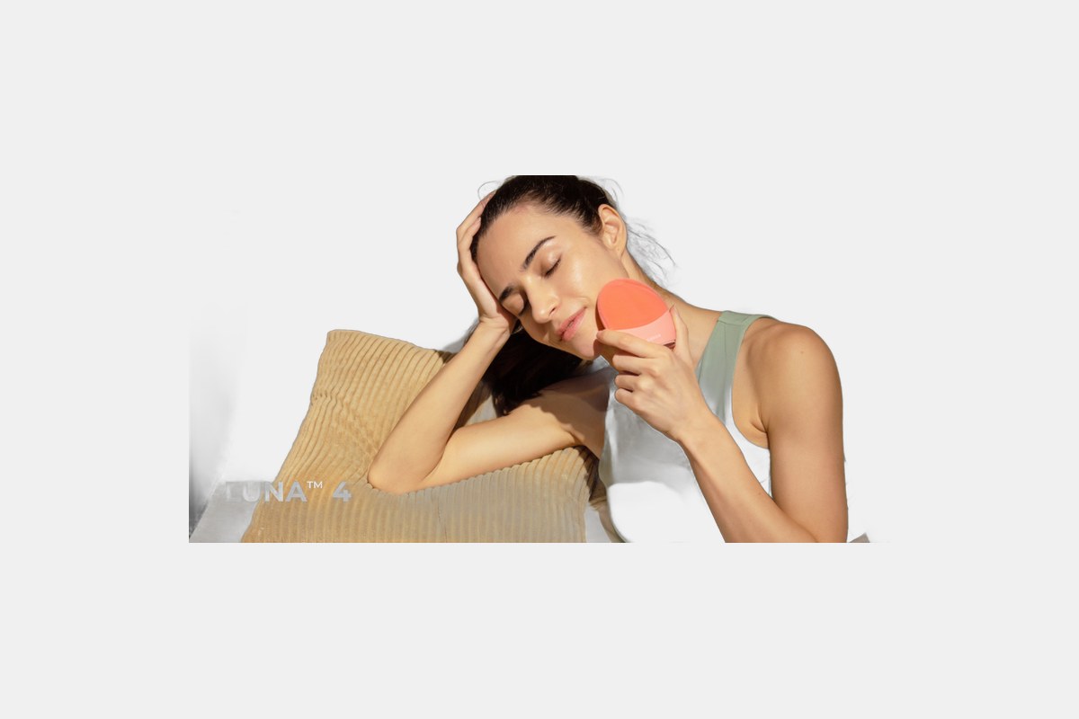 FOREO Luna 4 Smart Facial Cleansing Device