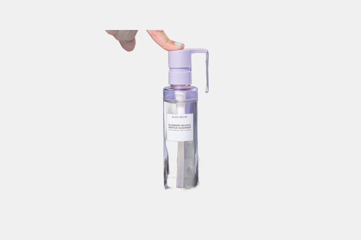 Glow Recipe Blueberry Bounce Gentle Cleanser