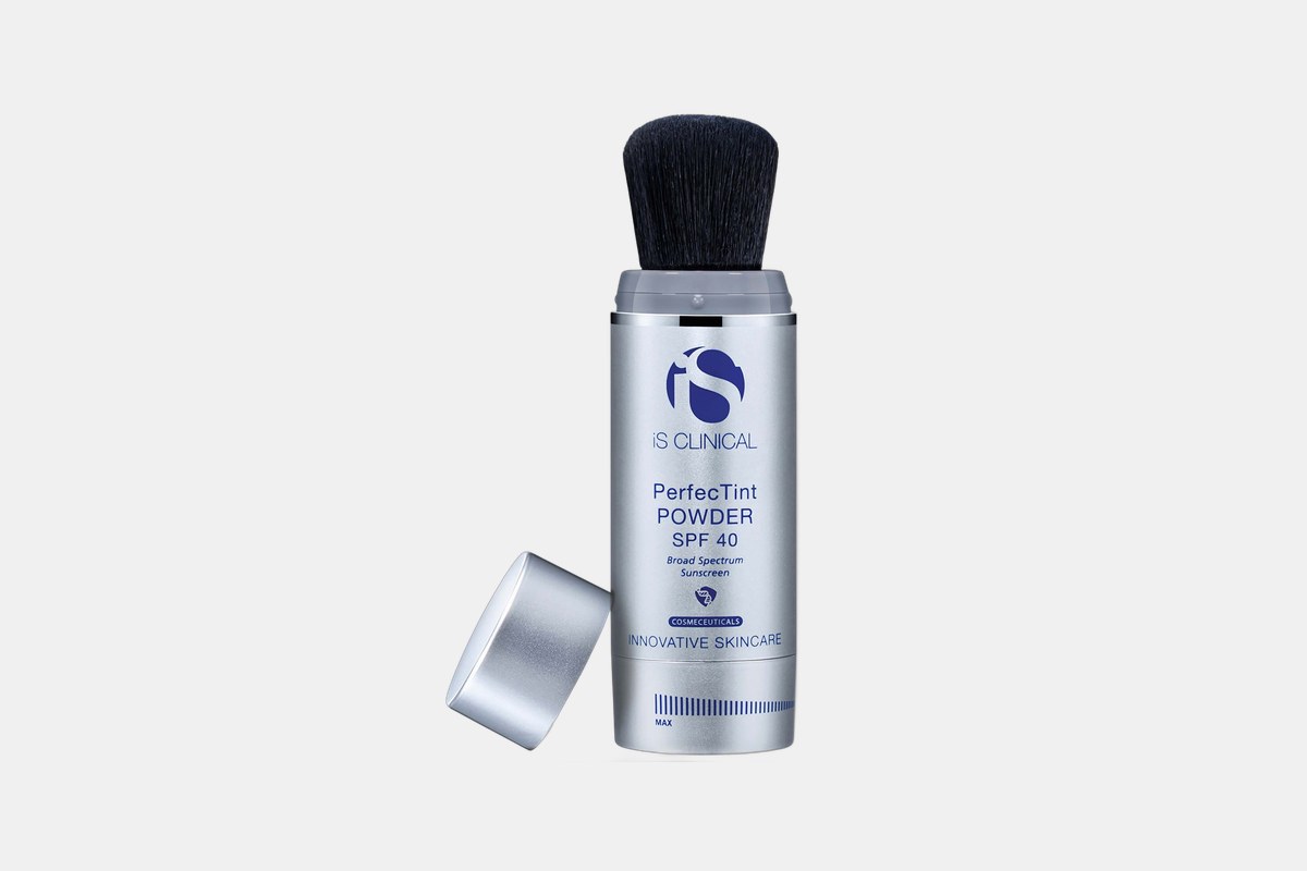 iS Clinical PerfecTint Powder SPF 40