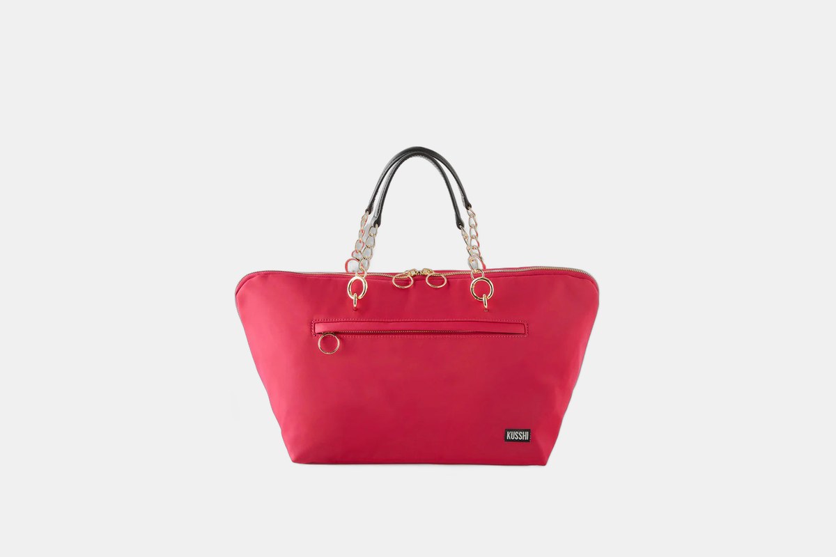 Kusshi The Traveler Makeup Bag