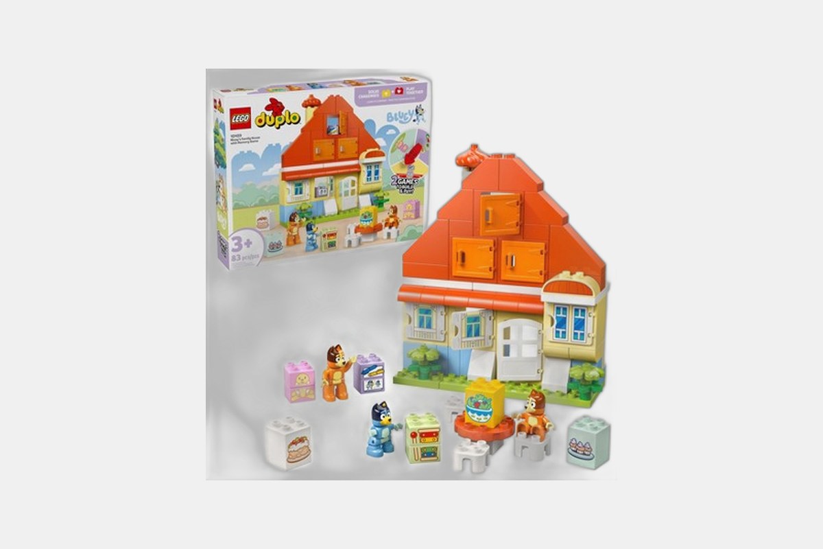 LEGO DUPLO Bluey’s Family House with Memory Game
