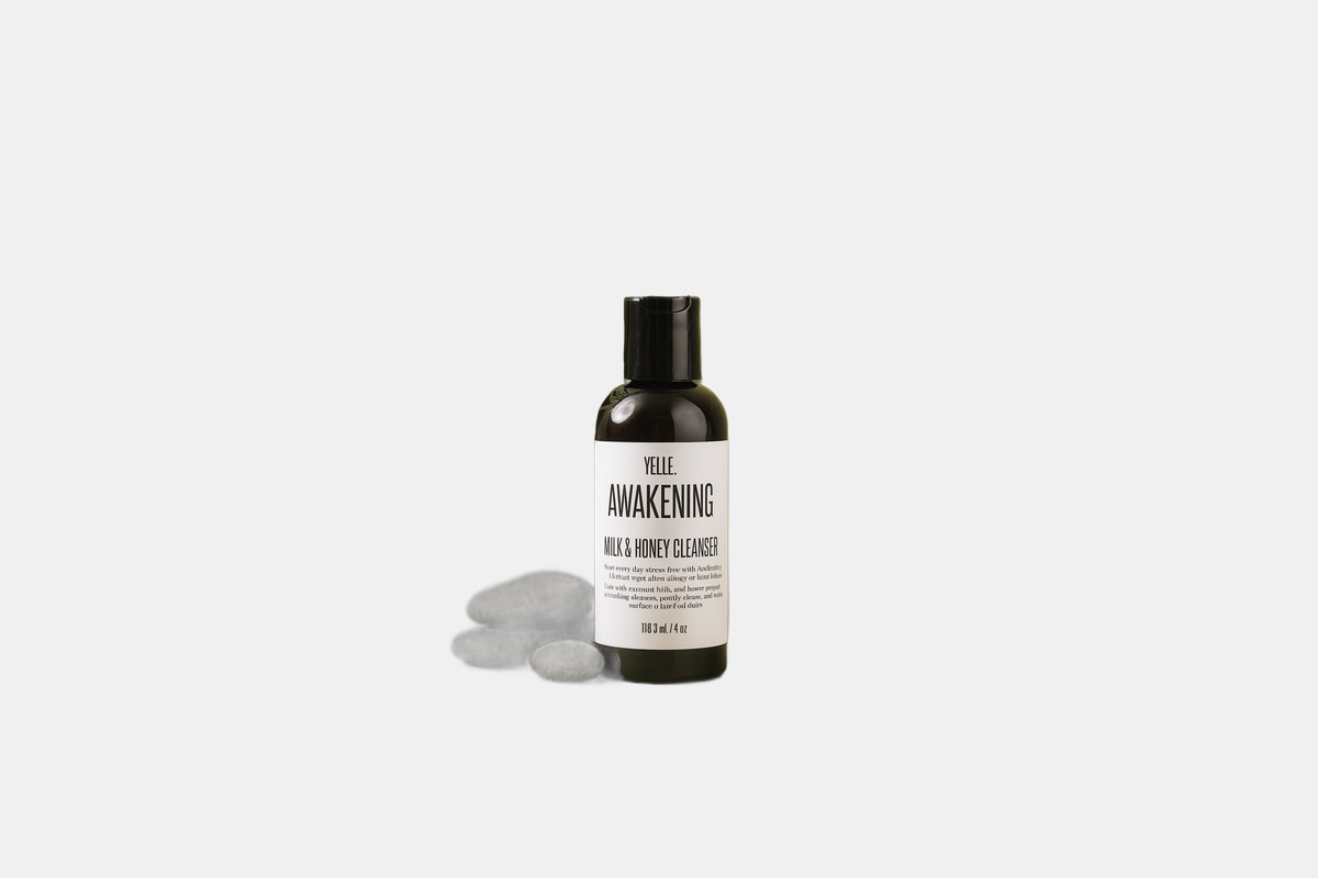 Yelle Awakening Milk & Honey Cleanser